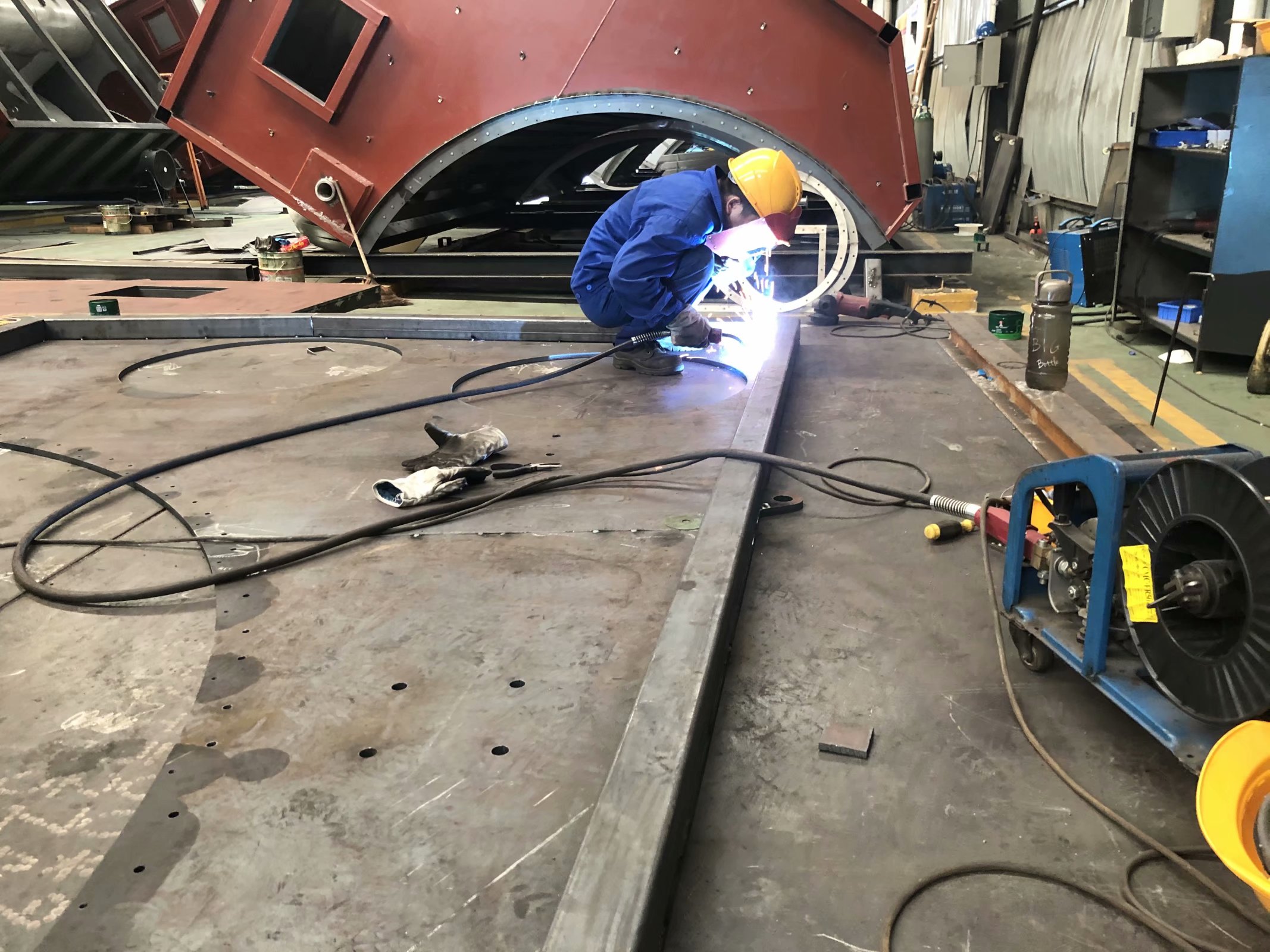 湖南正鼎環(huán)境保護(hù)工程有限責(zé)任公司,揚克氣罩,密閉汽罩,熱回收系統(tǒng) 湖南正鼎環(huán)境保護(hù)工程有限責(zé)任公司,揚克氣罩,密閉汽罩,熱回收系統(tǒng)